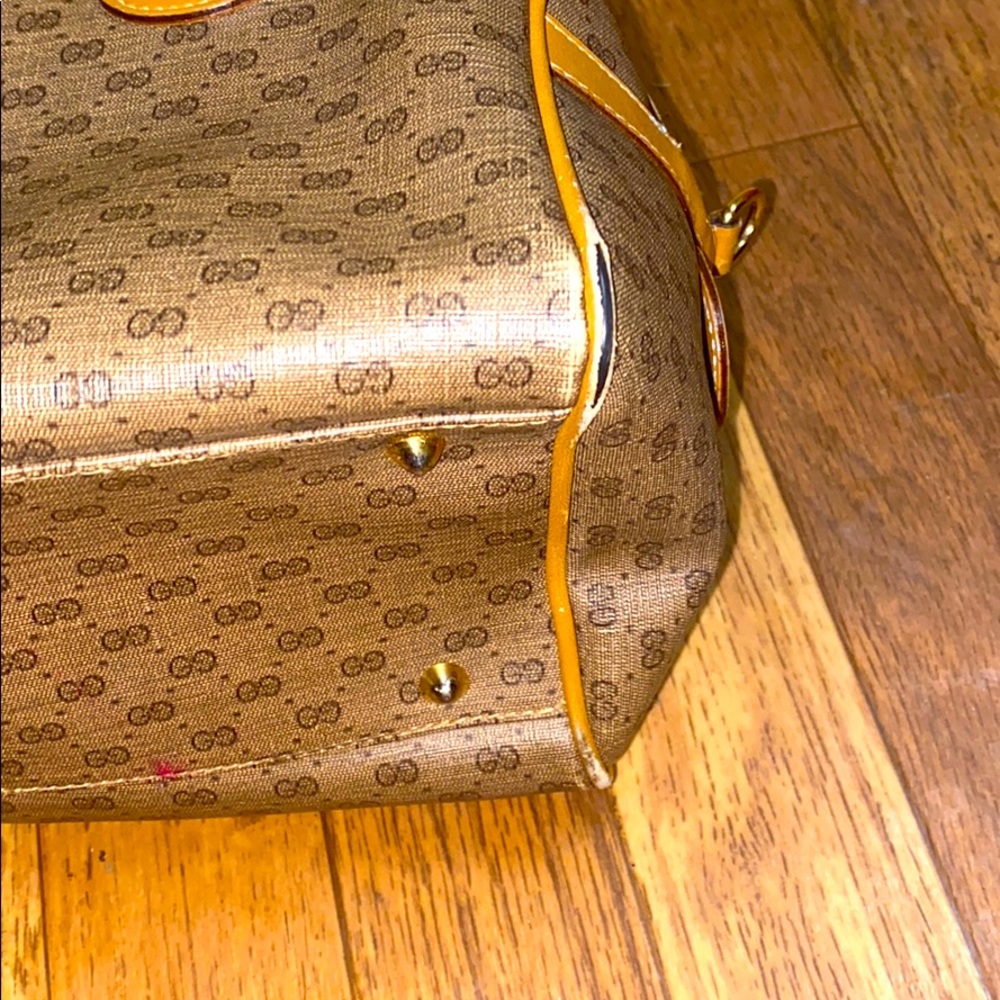 ✨ Gucci handbag ✨ - Picture 5 of 12